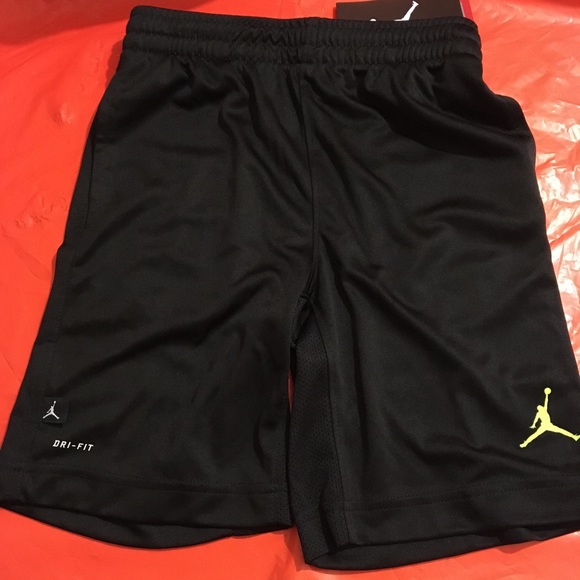 Jordan Bottoms | New Nike Dri Fit Training Shorts Boys Sz 7 Jordan Dri In Black | Workout shorts, Nike jordan, Dri fit